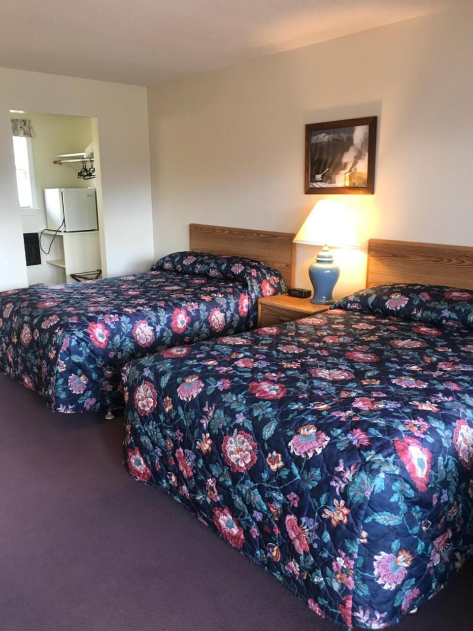 Four Seasons Motor Inn Twin Mountain Exteriér fotografie